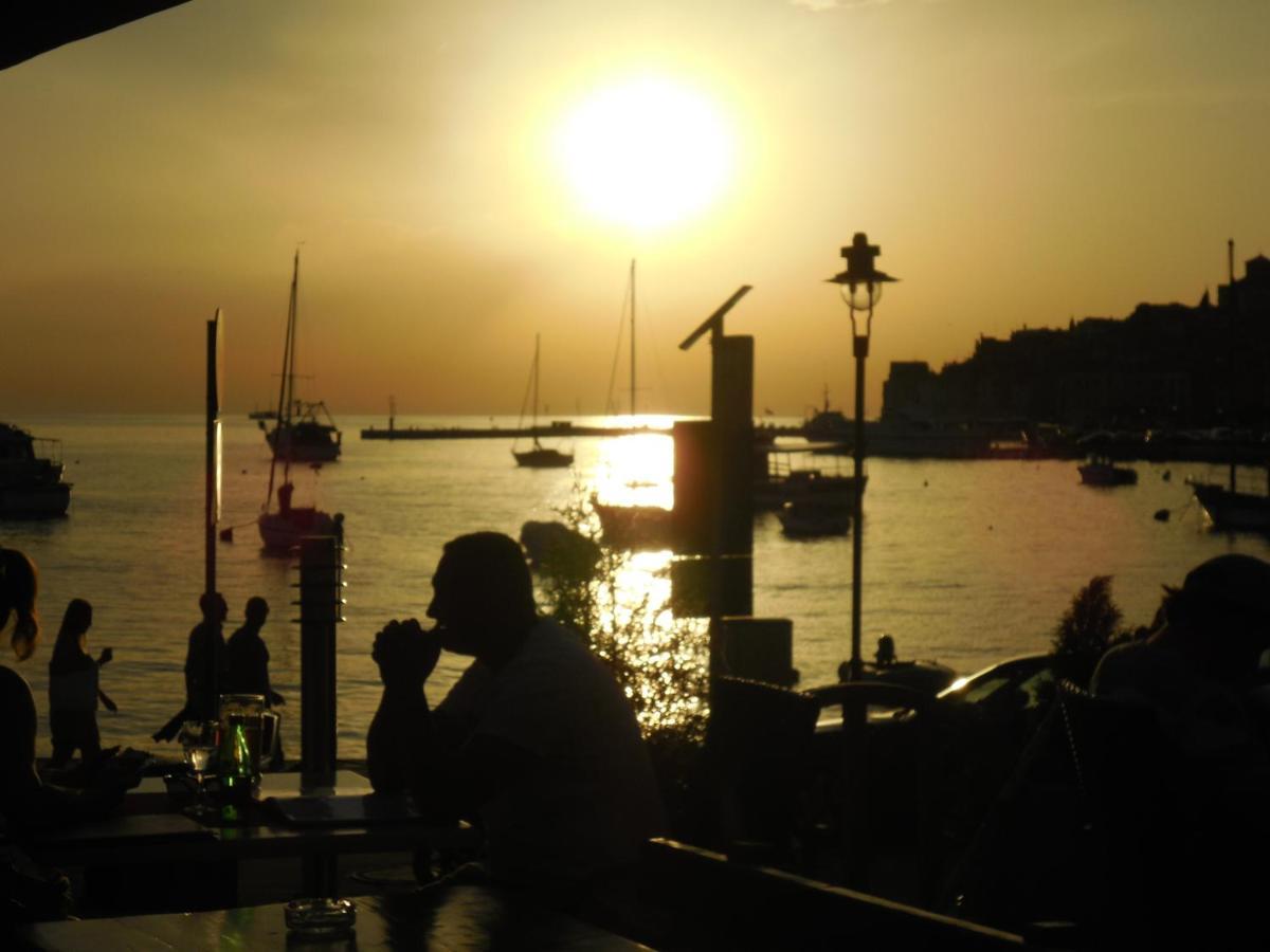 Steinhaus Mit Terrasse Rovinj Exterior foto